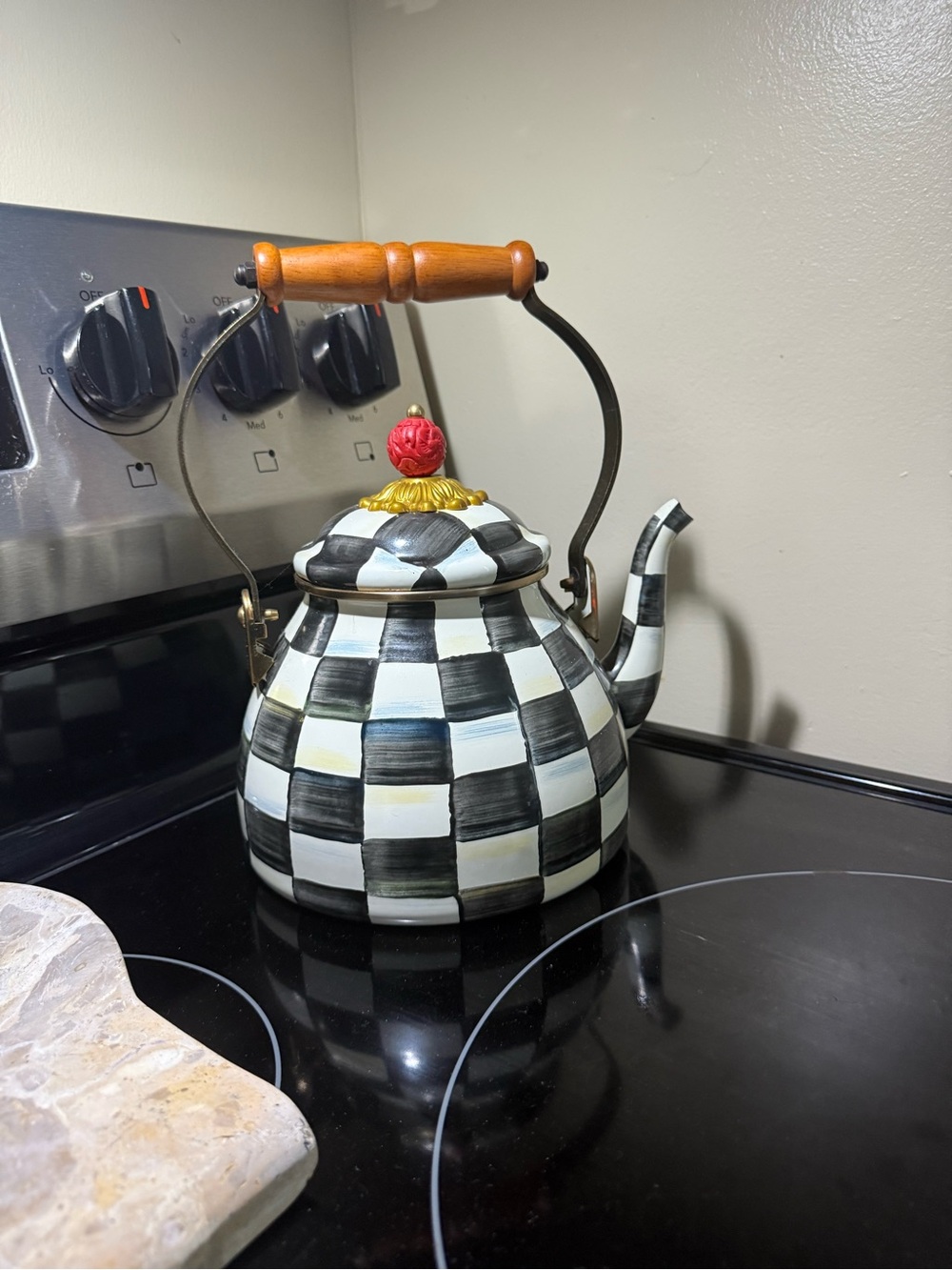 Decorative Checkered Teapot Kettle - Black & White with Red Accent
